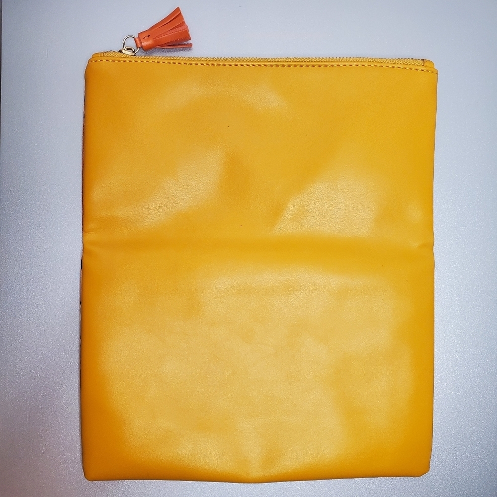 Rachel Pally Reversible Clutch – Orange Floral Pattern / Marigold - Picture 4 of 5